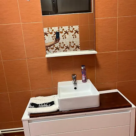 Lägenhetshotell And Waves House 3*