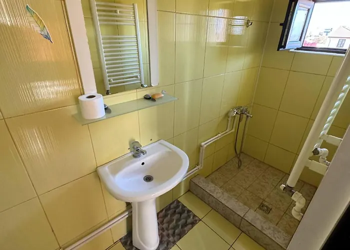 Aparthotel And Waves House Constanta